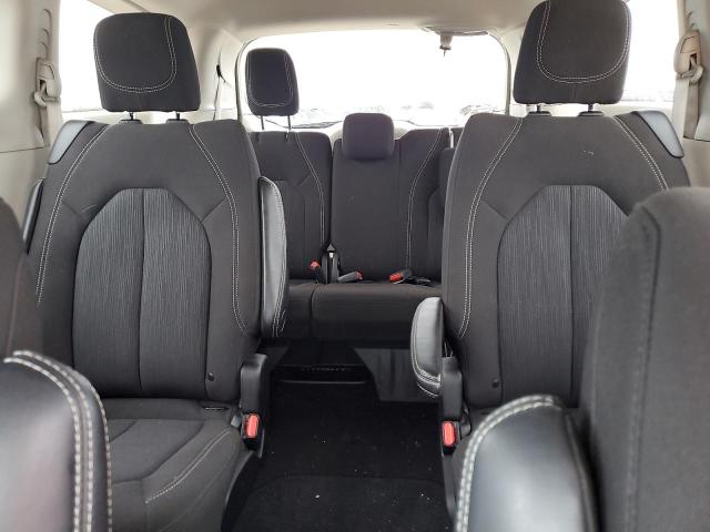Photo 10 from auction – 2023 CHRYSLER VOYAGER LX with VIN 2C4RC1CG7PR621698