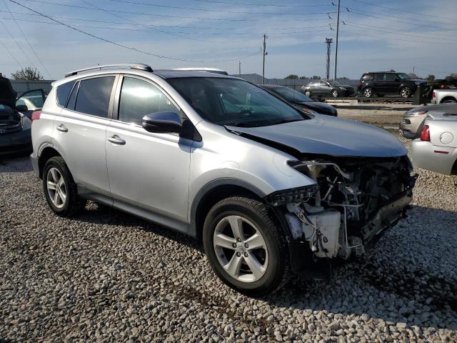 Photo 4 from auction – 2014 TOYOTA RAV4 XLE with VIN 2T3RFREV0EW159747