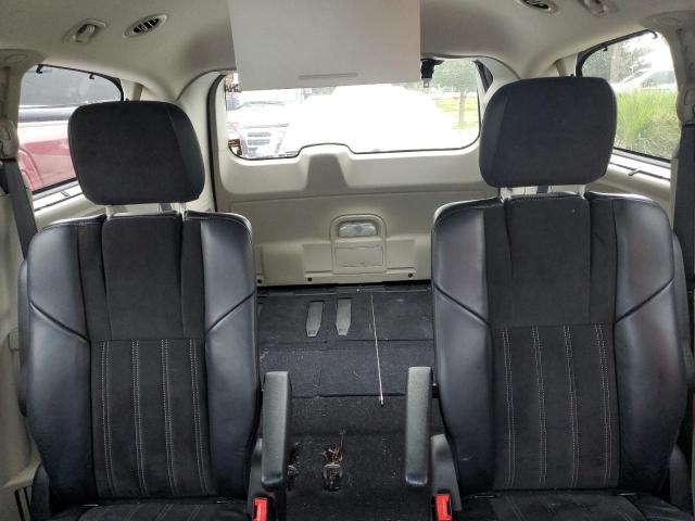 Photo 10 from auction – 2016 CHRYSLER TOWN & COU with VIN 2C4RC1JG6GR221487