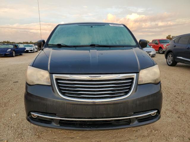 Photo 5 from auction – 2014 CHRYSLER TOWN & COU with VIN 2C4RC1BG7ER399548