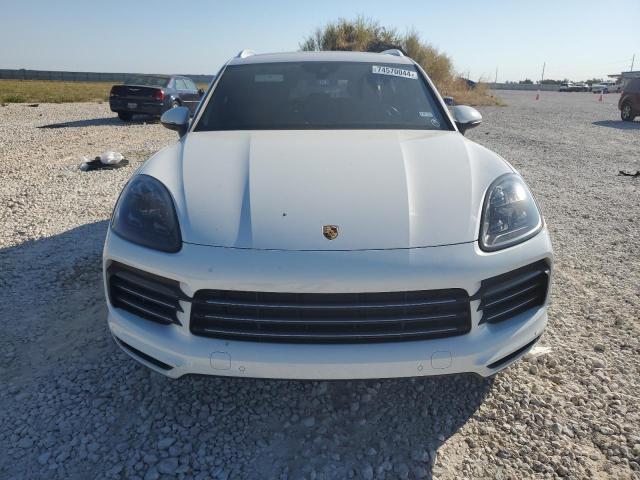 Photo 5 from auction – 2019 PORSCHE CAYENNE SE with VIN WP1AE2AY2KDA51628