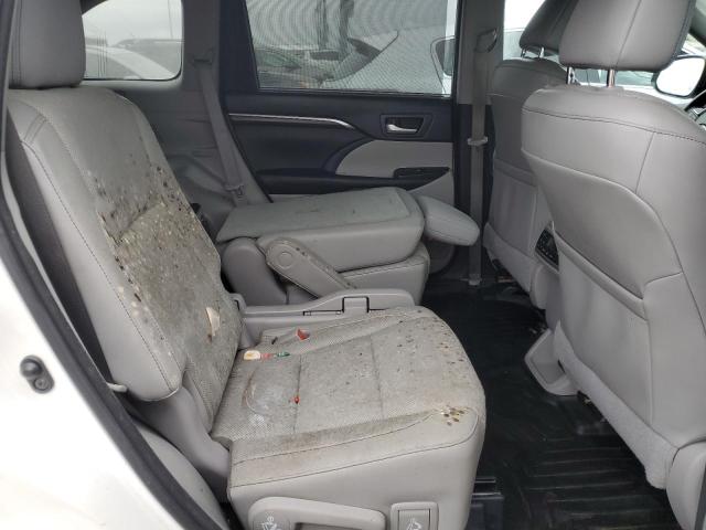 Photo 11 from auction – 2015 TOYOTA HIGHLANDER with VIN 5TDYKRFH1FS088206