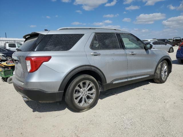 Photo 3 from auction – 2022 FORD EXPLORER L with VIN 1FMSK7FH5NGA52842