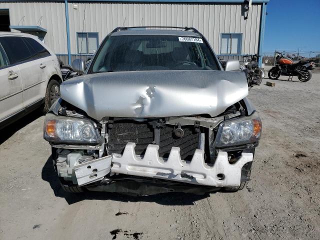 Снимка 5 от търг – 2004 TOYOTA HIGHLANDER с VIN JTEEP21A140035653