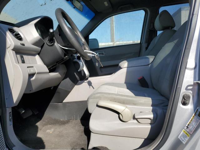 Photo 7 from auction – 2010 HONDA PILOT LX with VIN 5FNYF3H25AB014648