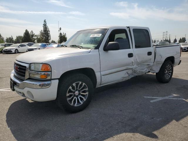 GMC NEW SIERRA 2004 with VIN 2GTEC13T941363058 - Photo from auction