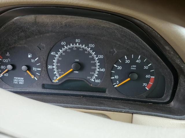 Photo 9 from auction – 1998 MERCEDES-BENZ E 320 with VIN WDBJF65F3WA526398