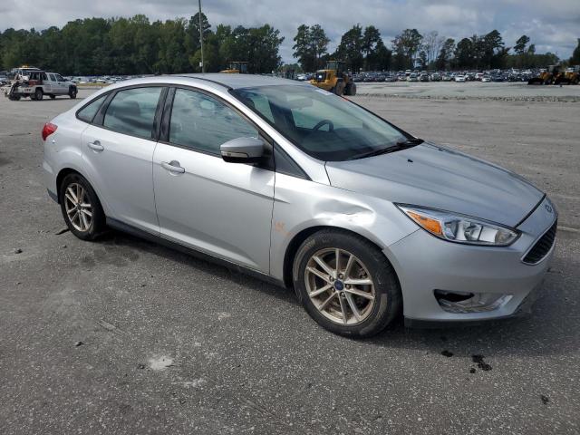 Photo 4 from auction – 2015 FORD FOCUS SE with VIN 1FADP3F21FL345218