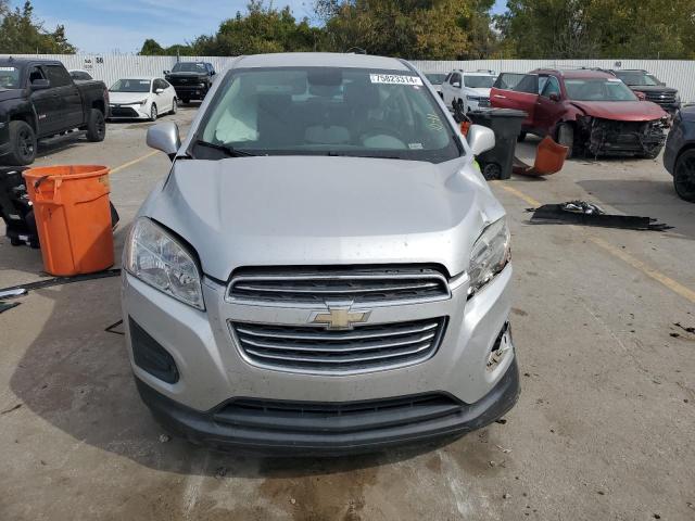 Photo 5 from auction – 2016 CHEVROLET TRAX LS with VIN 3GNCJKSB6GL249251