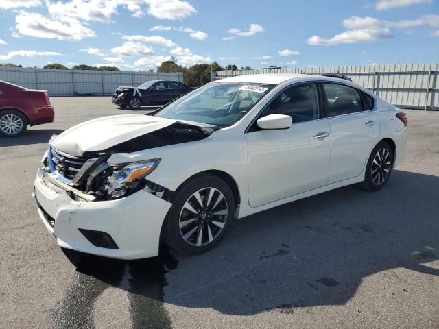 NISSAN ALTIMA 2.5 2018 with VIN 1N4AL3AP7JC254318 - Photo from auction