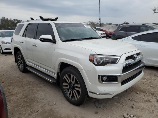 Photo 4 from auction – 2017 TOYOTA 4RUNNER SR with VIN JTEBU5JR1H5475044