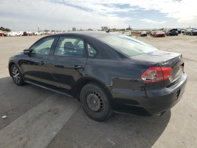 Photo 2 from auction – 2013 VOLKSWAGEN PASSAT S with VIN 1VWAP7A33DC137369