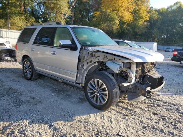 Photo 4 from auction – 2016 LINCOLN NAVIGATOR with VIN 5LMJJ2HT9GEL06051