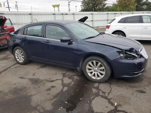 Photo 4 from auction – 2014 CHRYSLER 200 TOURIN with VIN 1C3CCBBB4EN119019