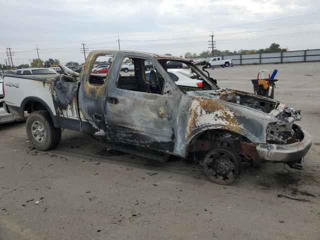 Photo 4 from auction – 2000 FORD F150 with VIN 2FTPX18L9YCA69708
