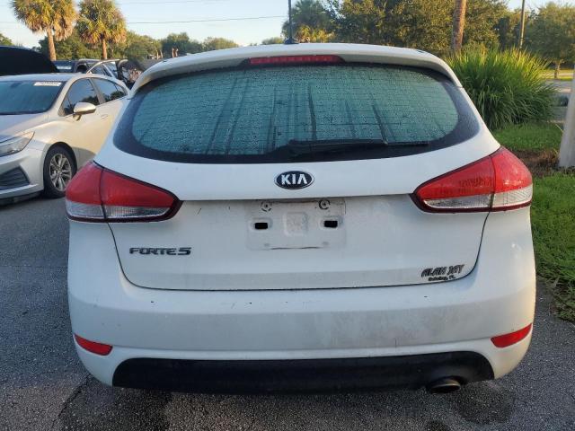 Photo 6 from auction – 2017 KIA FORTE LX with VIN KNAFK5A89H5702058