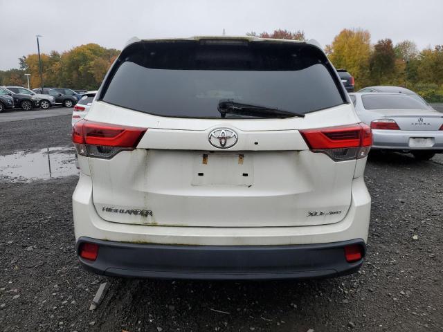 Photo 6 from auction – 2019 TOYOTA HIGHLANDER with VIN 5TDJZRFH6KS611971