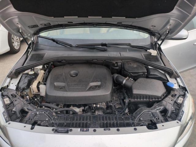 Photo 11 from auction – 2015 VOLVO S60 PLATIN with VIN YV140MFM5F2360939