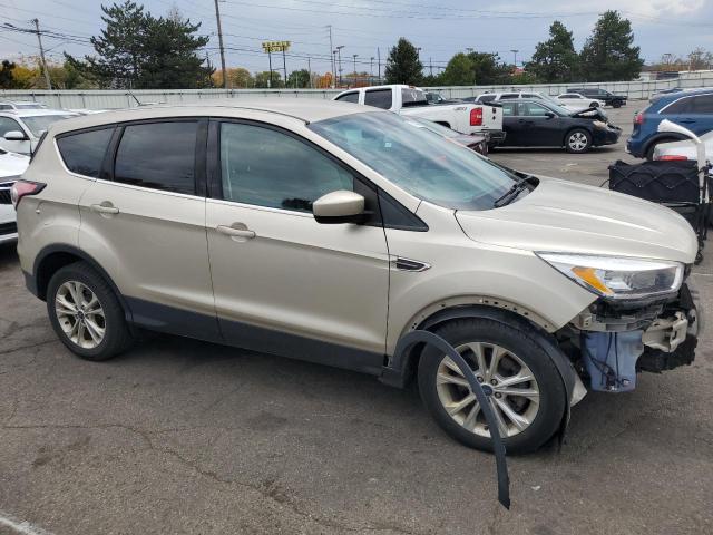 Photo 4 from auction – 2017 FORD ESCAPE SE with VIN 1FMCU0G90HUB76889