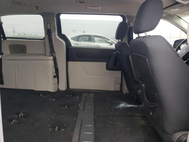 Photo 11 from auction – 2010 DODGE GRAND CARA with VIN 2D4RN5D18AR216231