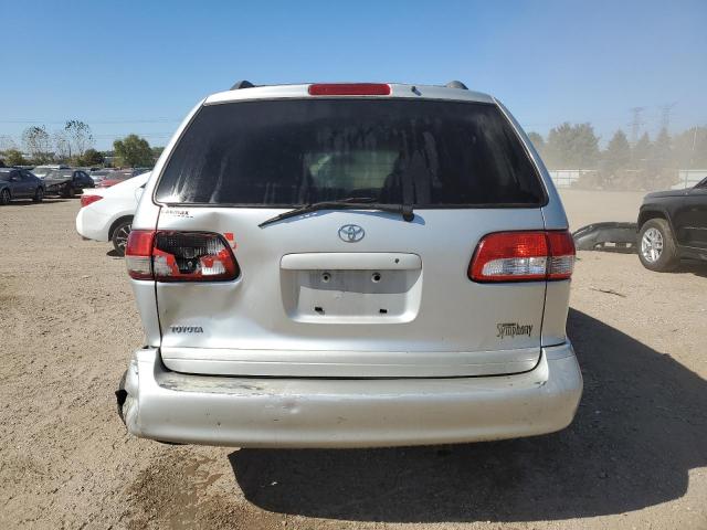 Photo 6 from auction – 2002 TOYOTA SIENNA LE with VIN 4T3ZF13C52U504138