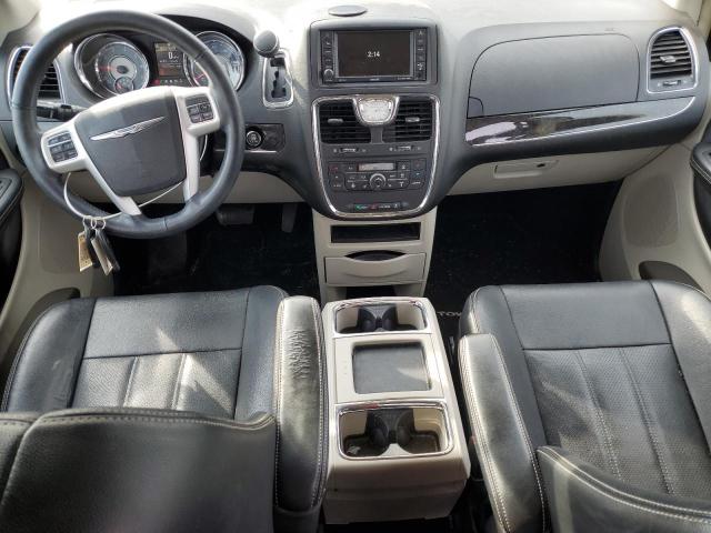 Photo 8 from auction – 2015 CHRYSLER TOWN & COU with VIN 2C4RC1CG6FR646266