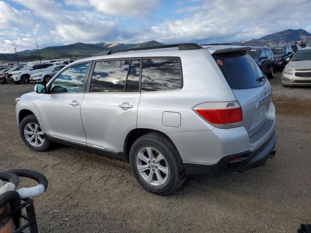 Photo 2 from auction – 2013 TOYOTA HIGHLANDER with VIN 5TDBK3EH0DS257049