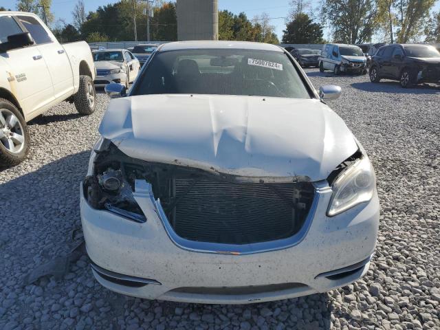 Photo 5 from auction – 2012 CHRYSLER 200 LIMITE with VIN 1C3CCBCG0CN295041