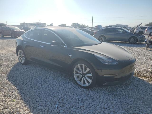 Photo 4 from auction – 2018 TESLA MODEL 3 with VIN 5YJ3E1EB7JF145151