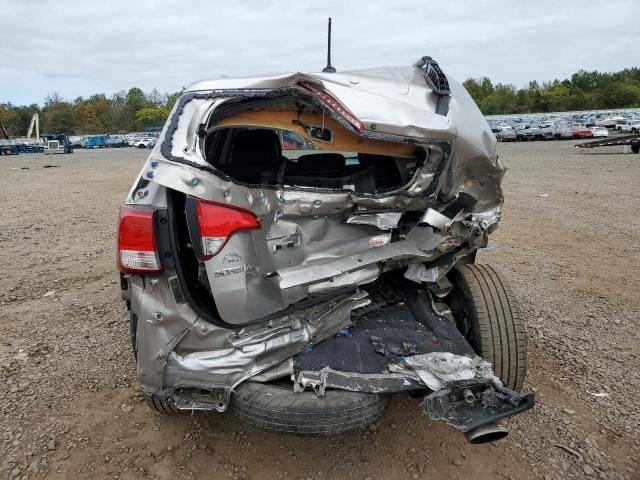 Photo 6 from auction – 2015 KIA SORENTO LX with VIN 5XYKTCA67FG552733