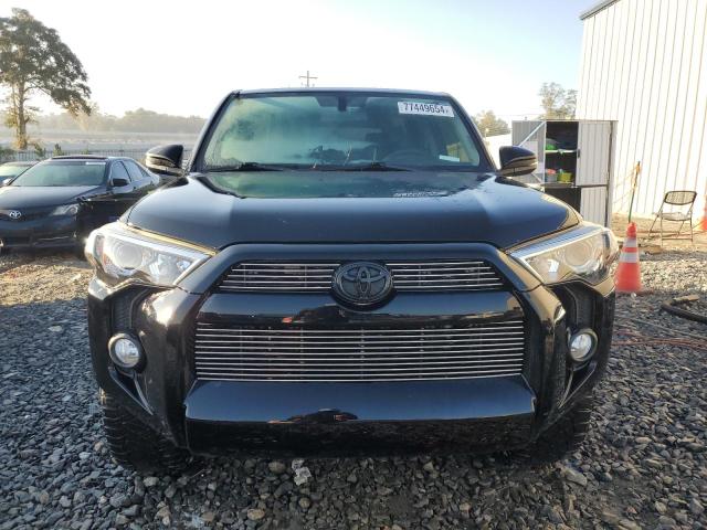 Foto 5 de la subasta – 2017 TOYOTA 4RUNNER SR con VIN JTEBU5JRXH5456699
