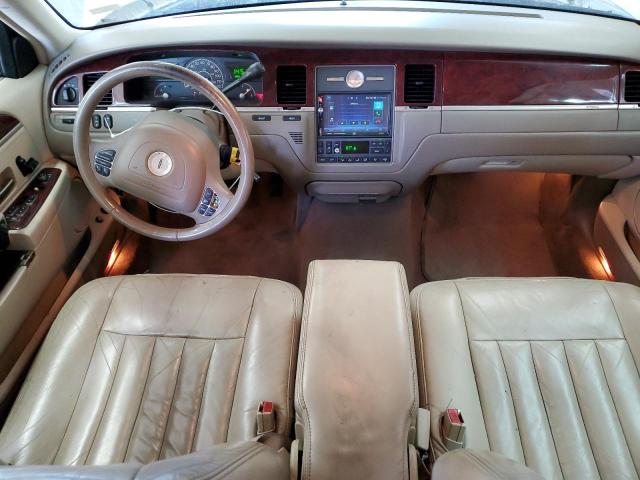 Photo 8 from auction – 2003 LINCOLN TOWN CAR E with VIN 1LNHM81W33Y617869