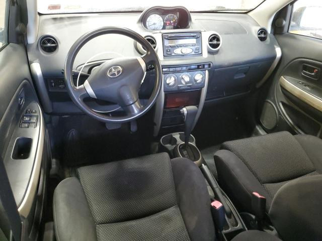 Photo 8 from auction – 2005 TOYOTA SCION XA with VIN JTKKT624150093954