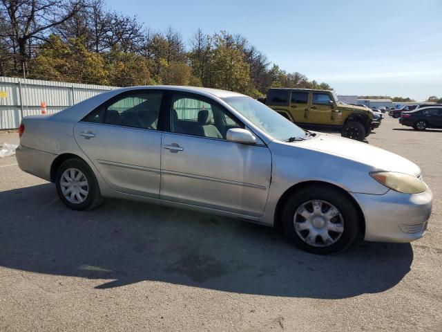 Photo 4 from auction – 2006 TOYOTA CAMRY LE with VIN 4T1BE32K06U669277