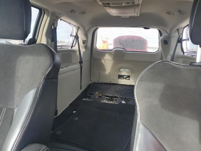 Photo 10 from auction – 2016 CHRYSLER TOWN & COU with VIN 2C4RC1JG9GR113865