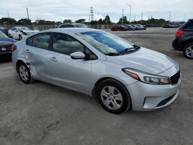 Photo 4 from auction – 2018 KIA FORTE LX with VIN 3KPFL4A7XJE230612