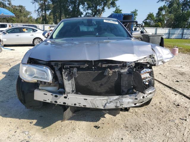 Photo 5 from auction – 2015 CHRYSLER 300 LIMITE with VIN 2C3CCAAG3FH772622