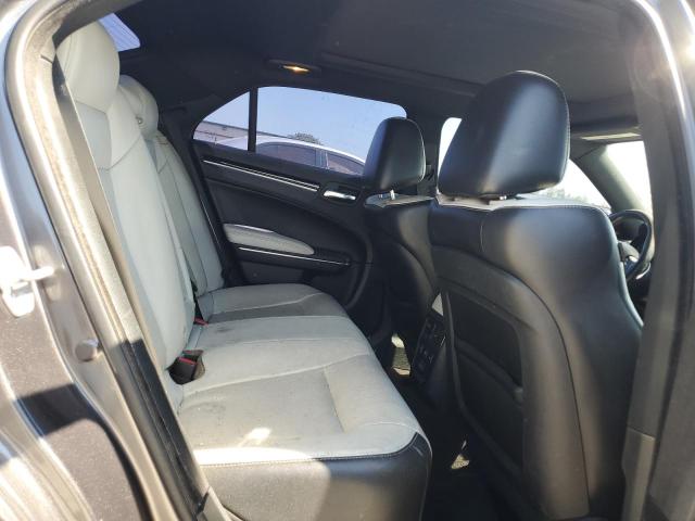 Photo 10 from auction – 2018 CHRYSLER 300 S with VIN 2C3CCABG9JH137654