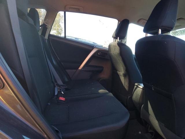 Photo 11 from auction – 2015 TOYOTA RAV4 LE with VIN 2T3BFREV5FW305546