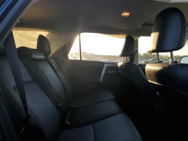 Photo 11 from auction – 2017 TOYOTA 4RUNNER SR with VIN JTEBU5JR9H5480055