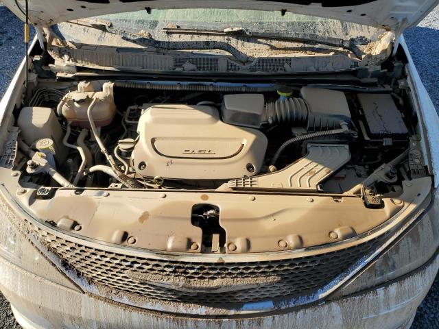 Photo 12 from auction – 2018 CHRYSLER PACIFICA L with VIN 2C4RC1GG8JR226463