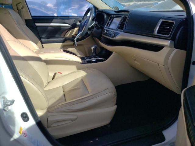 Photo 7 from auction – 2016 TOYOTA HIGHLANDER with VIN 5TDJKRFH1GS280566