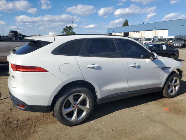 Photo 3 from auction – 2017 JAGUAR F-PACE PRE with VIN SADCJ2BV4HA062767