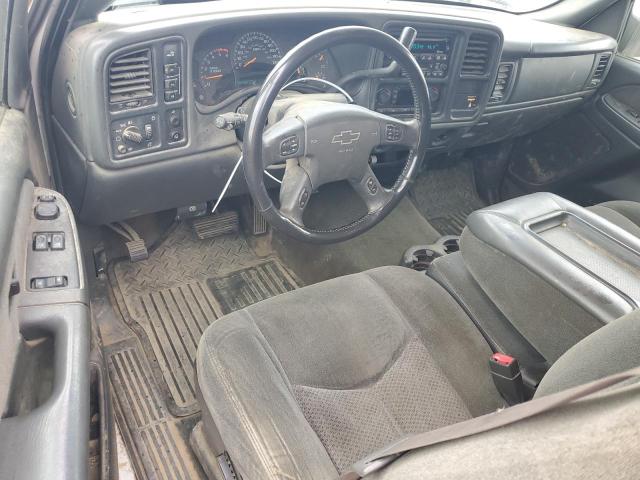 Photo 8 from auction – 2003 CHEVROLET 2500 with VIN 1GCHK29G03E128139