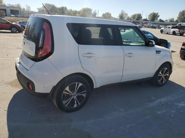 Photo 3 from auction – 2017 KIA SOUL with VIN KNDJN2A28H7443033