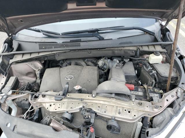 Photo 12 from auction – 2018 TOYOTA HIGHLANDER with VIN 5TDBZRFH1JS856101