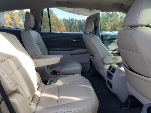 Photo 11 from auction – 2020 HONDA PILOT TOUR with VIN 5FNYF6H69LB017334