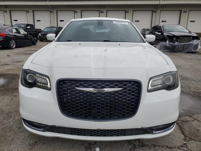 Снимка 5 от търг – 2015 CHRYSLER 300 S с VIN 2C3CCABG0FH908784