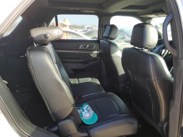 Photo 11 from auction – 2017 FORD EXPLORER L with VIN 1FM5K7F88HGC23164