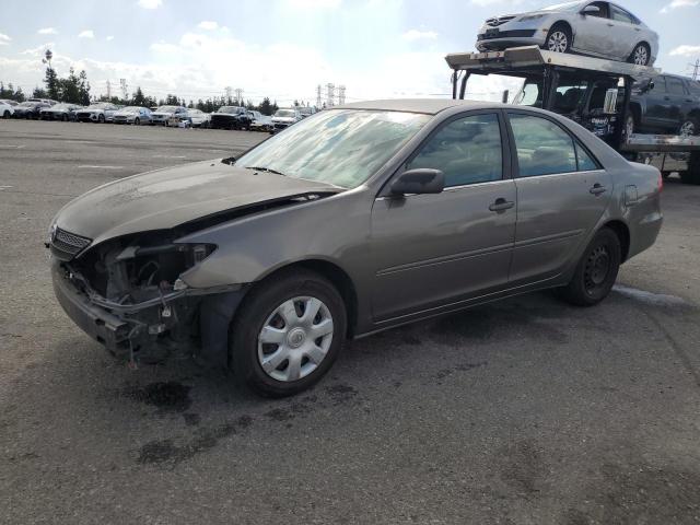 TOYOTA CAMRY LE 2004 with VIN 4T1BE32K04U830417 - Photo from auction